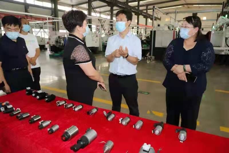 亚洲大屌视频免费观看安阳市市长高永一行莅临我公司参观调研
